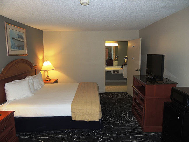 The Guest Lodge Gainesville Room photo